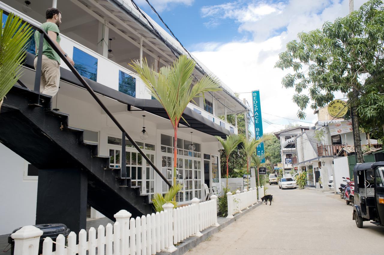 Bedspace Beach อูนาวาตูนา ภายนอก รูปภาพ