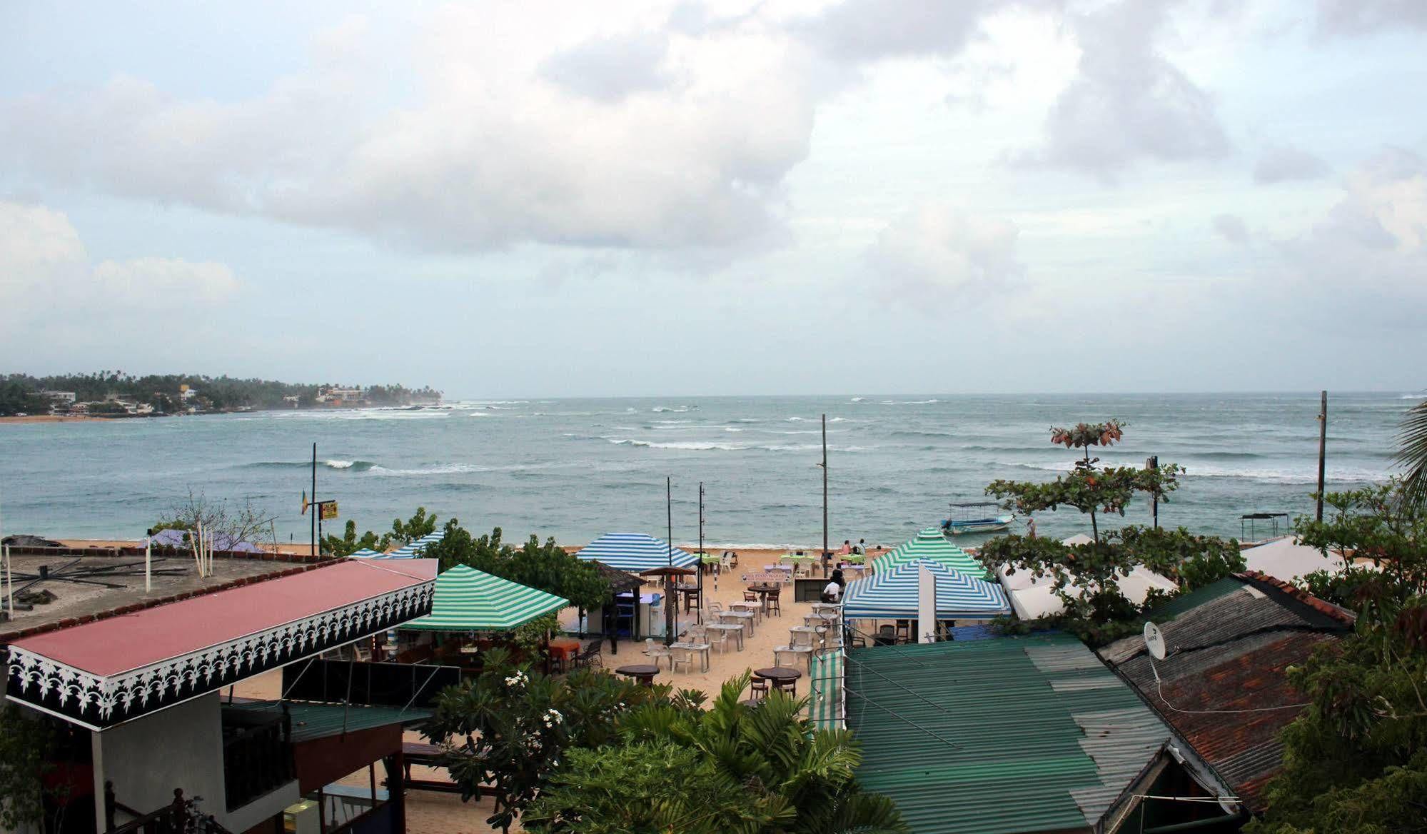 Bedspace Beach อูนาวาตูนา ภายนอก รูปภาพ